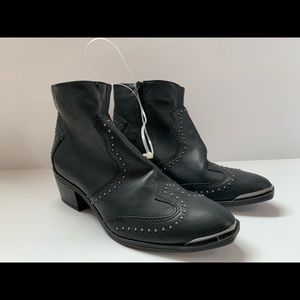 Black Studded Boots Size 6 Brand New